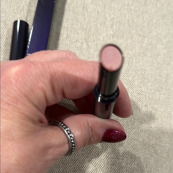 Kevyn Aucoin Thelmadora Cream Lipstick - Deep Purple - Picture 2 of 6